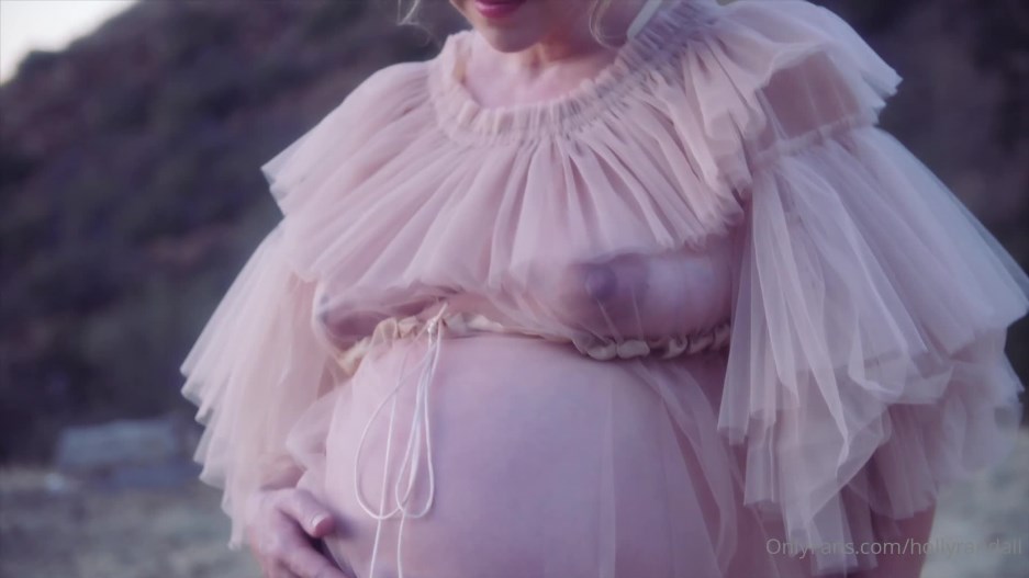 Holly Randall - Enjoy This Beautiful Little Video From My Maternity Shoot! FullHD 1080P